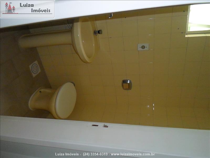 Apartamento a Venda no Comercial em Resende