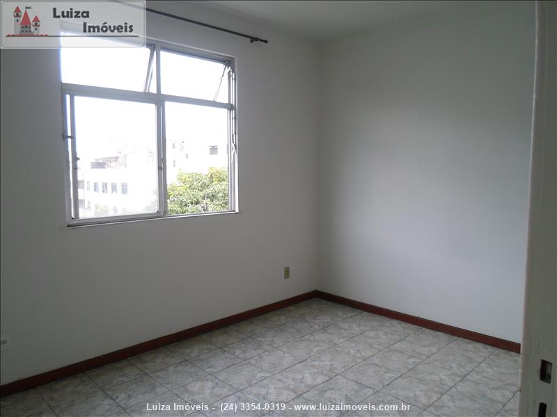 Apartamento a Venda no Comercial em Resende