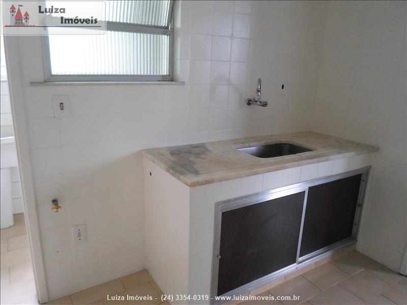 Apartamento a Venda no Comercial em Resende