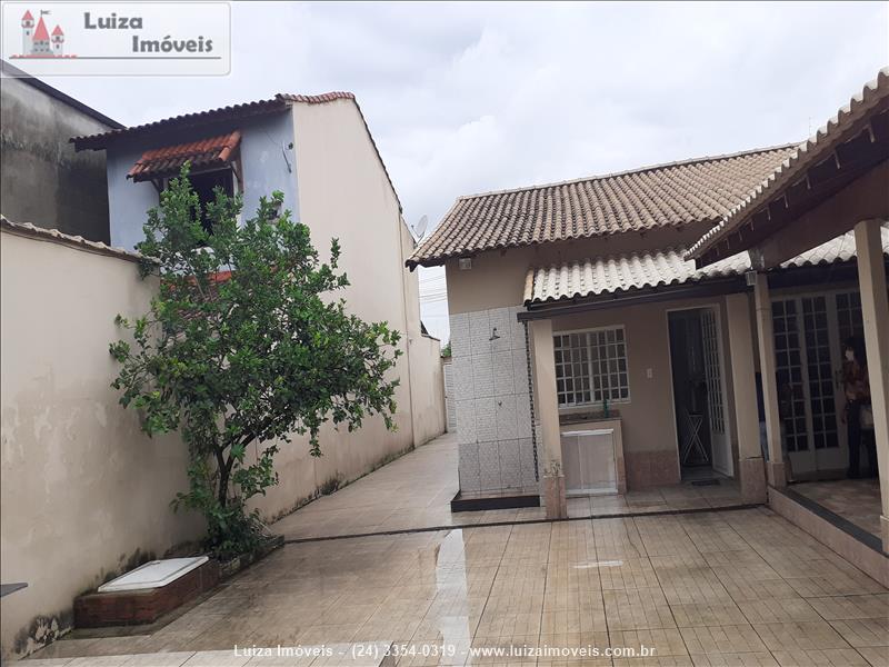 Casa a Venda no Jardim do Sol em Resende