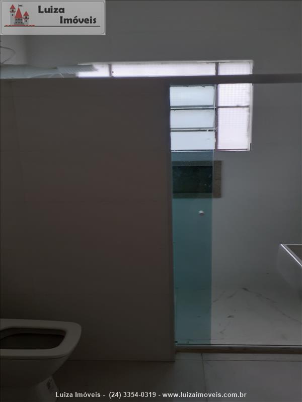 Apartamento para Alugar no Comercial em Resende