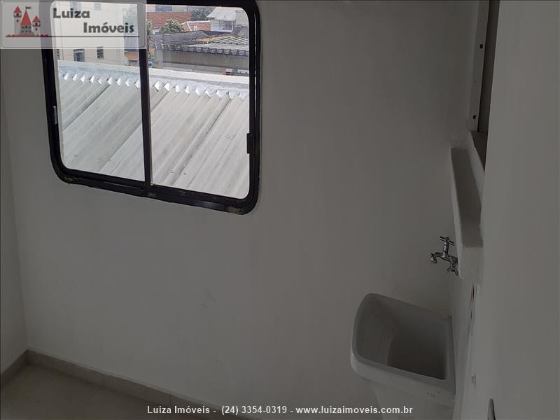 Apartamento para Alugar no Comercial em Resende