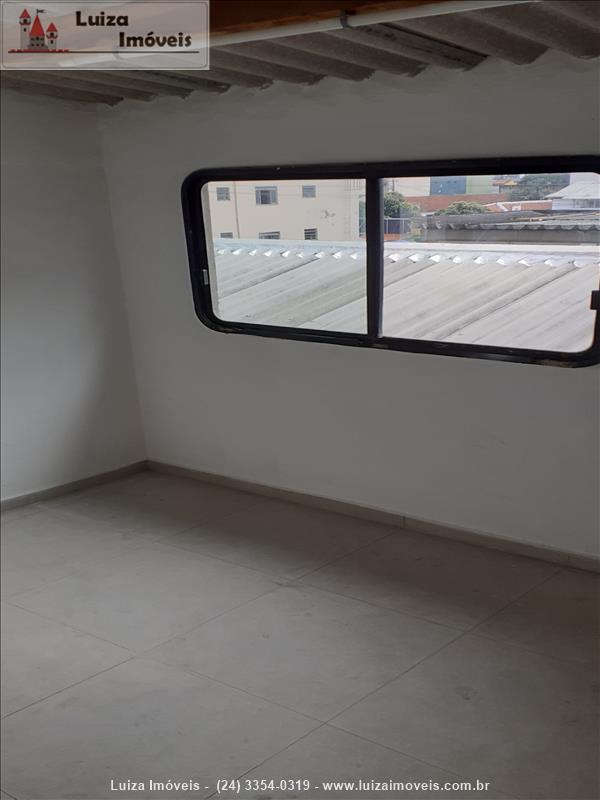 Apartamento para Alugar no Comercial em Resende